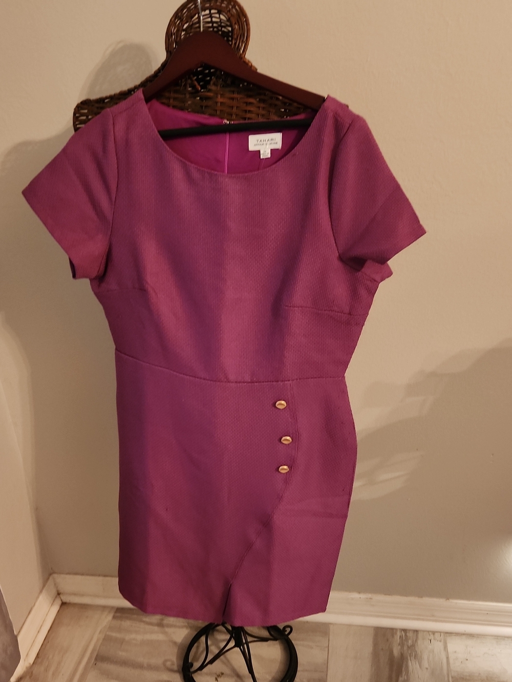 Tahari ASL Magenta Short Sleeve Sheath Dress with Gold Buttons